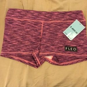 Purple barbella box Fleo NWT